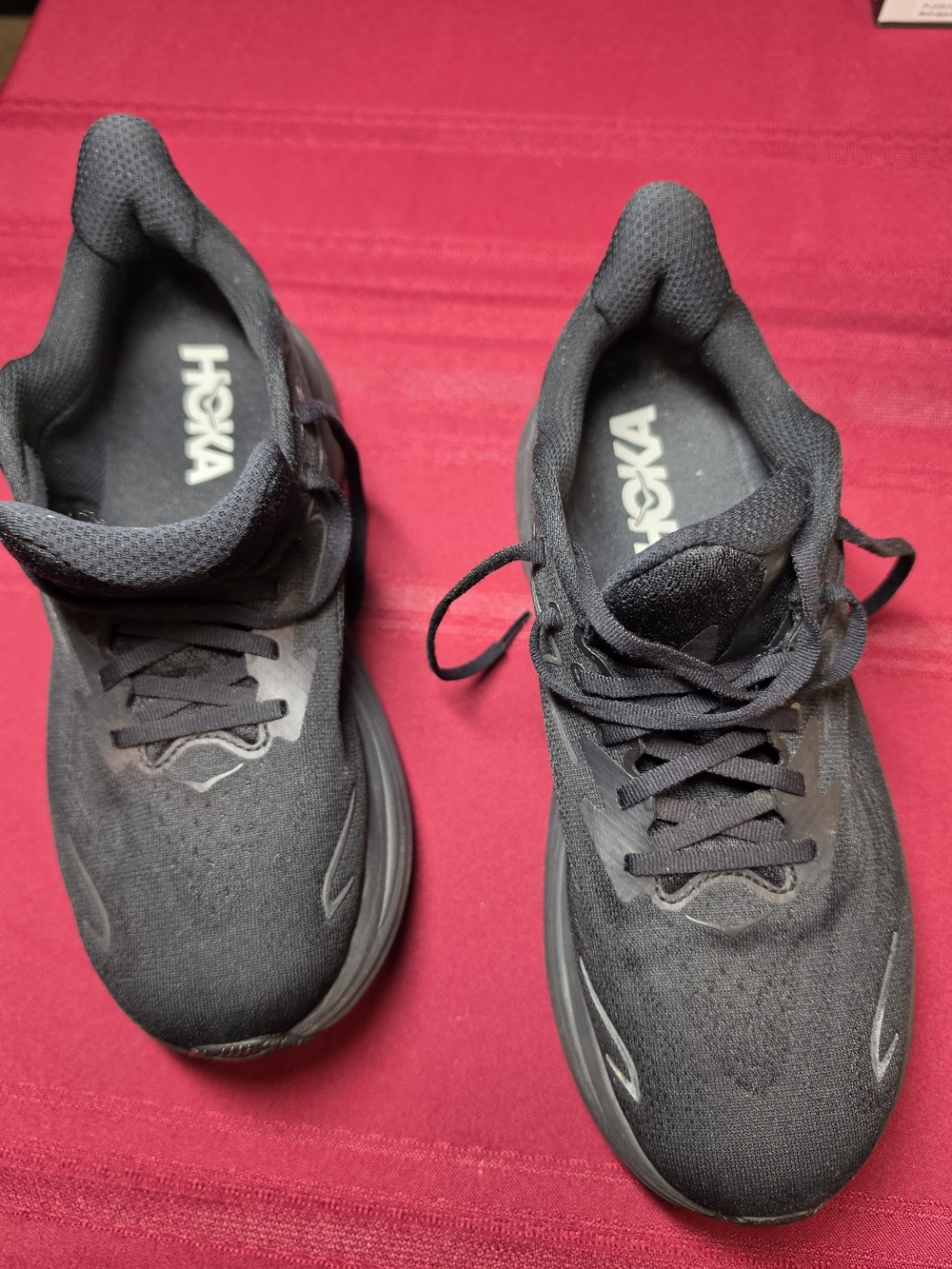 Hoka Men's Black Running Shoes - Lightweight Performance